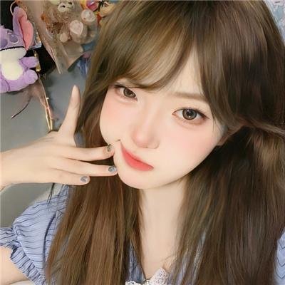 《幼狮王朝》海报